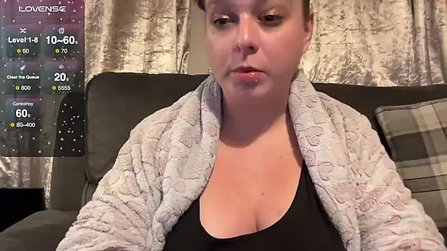 NaughtyWifeUK online show from 01.09.26