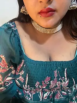 Ayesha mahi online show from 10.19.25