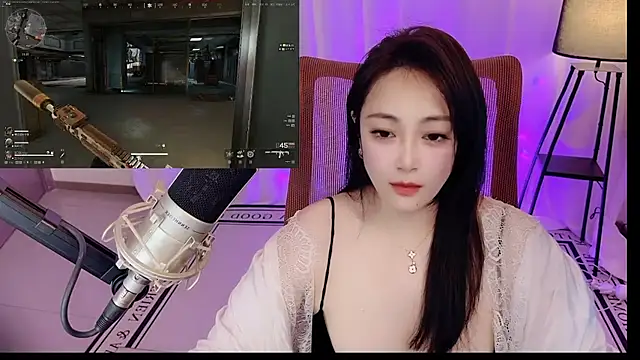 Snapshot of Daisy-77 chatting on 07.15.26 Daisy-77 online show from 07.15.26