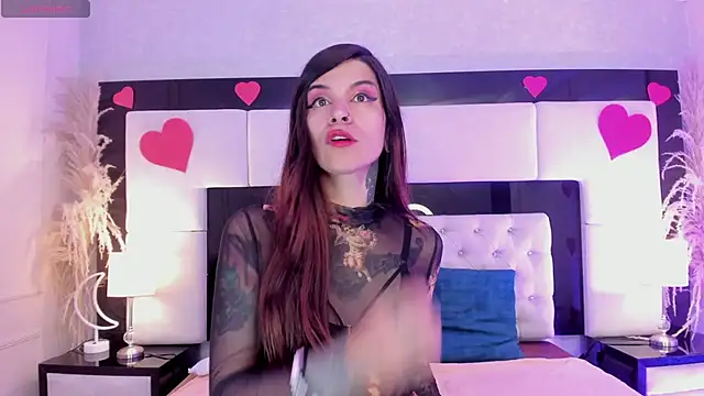 Maddissonlove online show from 02.12.25