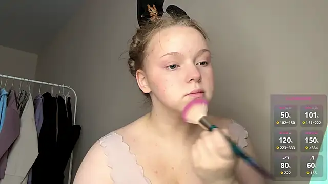 Snapshot of ZaraCreedon chatting on 03.07.26 ZaraCreedon online show from 03.07.26