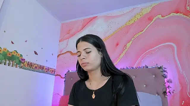 Snapshot of Daisy__rose chatting on 02.15.25 Daisy rose online show from 02.15.25