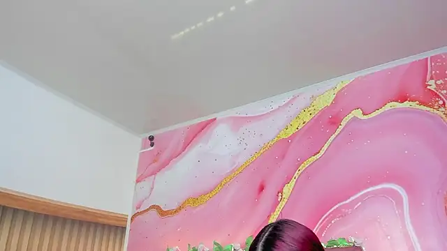 Daisy  rose online show from 02.20.26