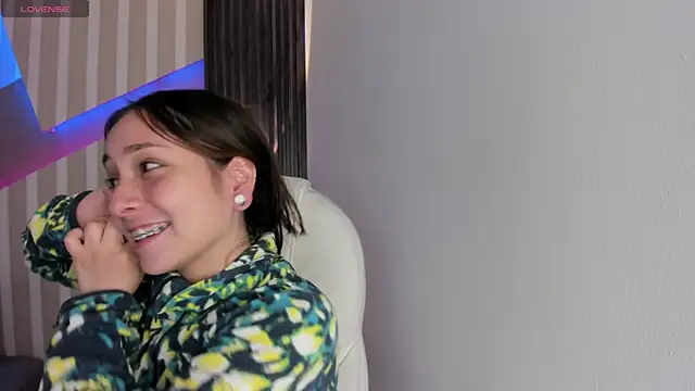 emily layton online show from 01.23.25