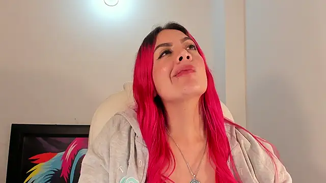 Snapshot of AZULAEVANSS chatting on 01.16.25 AZULAEVANSS online show from 01.16.25