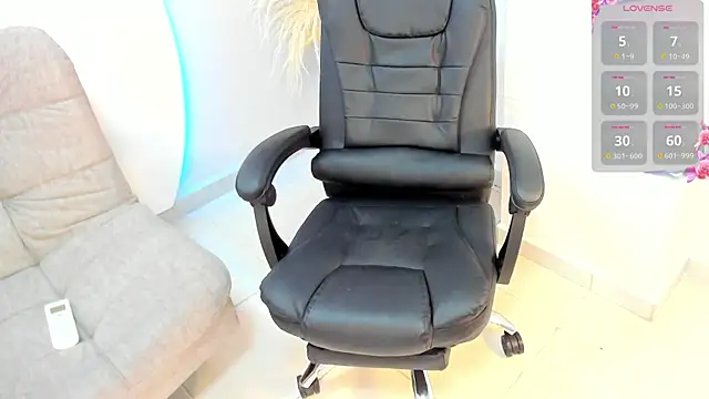 Ada Monroe10 online show from 09.17.25