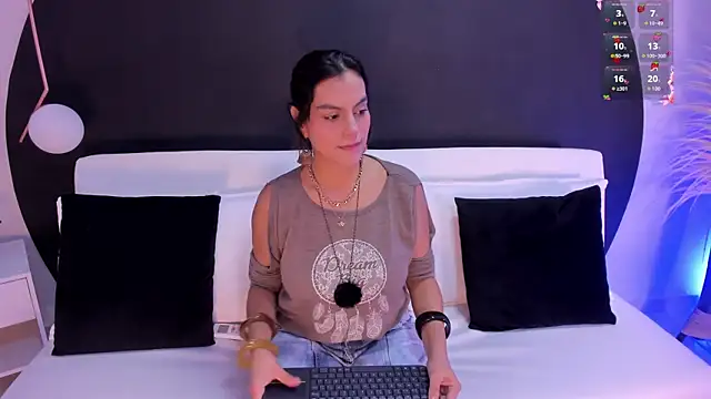 Snapshot of Ada_Monroe10 chatting on 04.30.26 Ada Monroe10 online show from 04.30.26