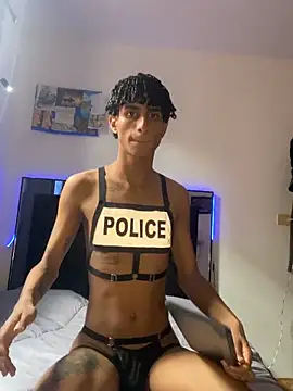 Snapshot of derreck_models chatting on 02.10.26 derreck models online show from 02.10.26