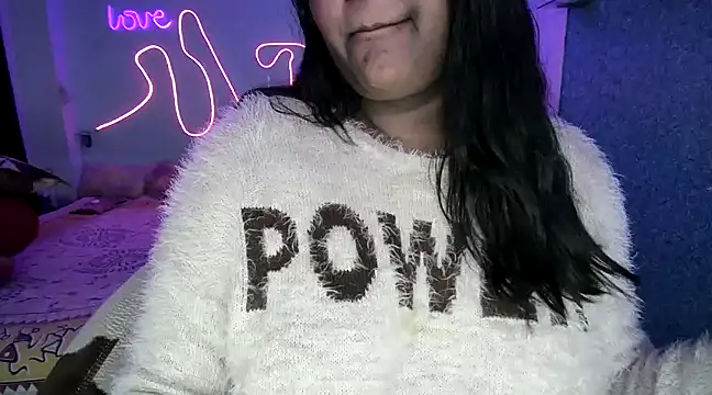 Snapshot of expression_queen chatting on 01.25.25 expression queen online show from 01.25.25