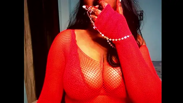 expression queen online show from 02.18.26