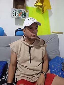 latinmartin73 online show from 10.12.25