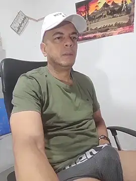 latinmartin73 online show from 11.19.25