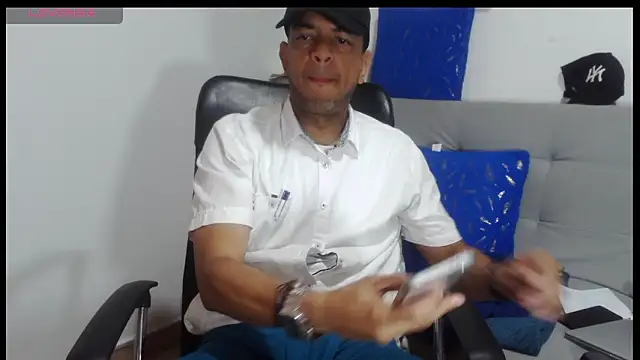 latinmartin73 online show from 04.11.26