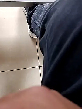 huzi518 online show from 11.11.25