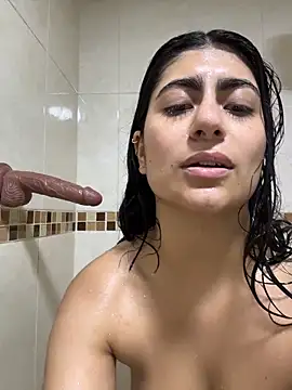 Snapshot of miakhalifaaa_ chatting on 02.21.26 miakhalifaaa online show from 02.21.26