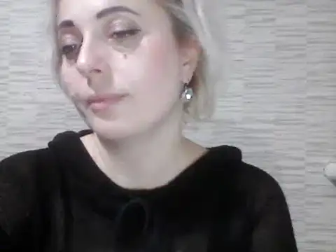 SweetCandy356 online show from 12.17.24