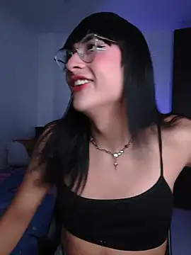 Snapshot of Kiitygirl chatting on 06.19.26 Kiitygirl online show from 06.19.26