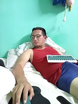 Andresguz35 online show from 03.10.26