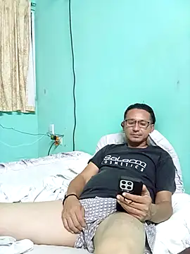 Andresguz35 online show from 03.21.26