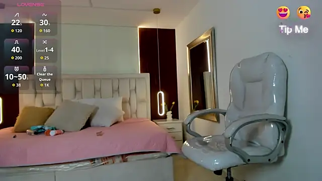 Mia brunette26 online show from 05.27.26