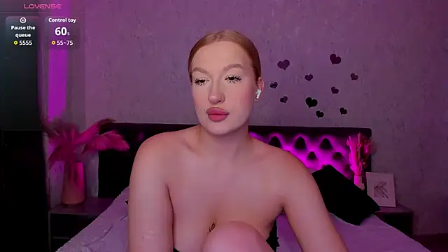 Emma  Leee online show from 10.09.25