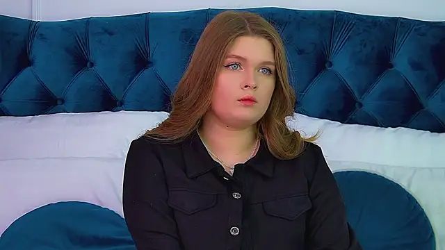 Snapshot of CrystalLyons chatting on 07.07.26 CrystalLyons online show from 07.07.26