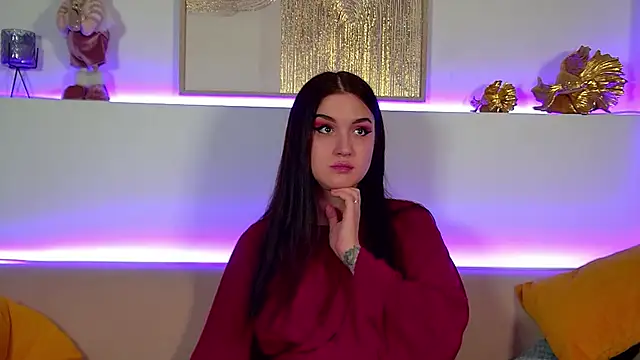 ChristinaMilton online show from 12.13.25