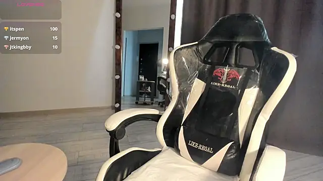 Lana Younes online show from 03.22.25