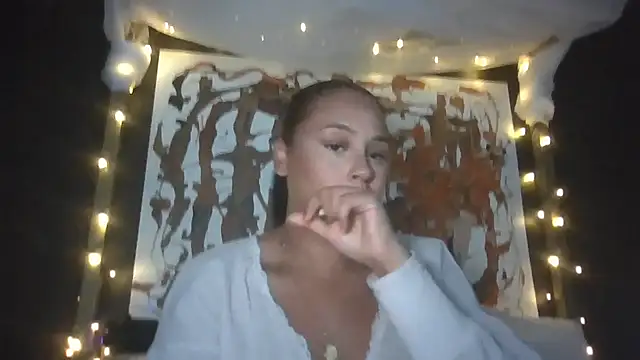 Snapshot of bigbootyjayda chatting on 08.05.26 bigbootyjayda online show from 08.05.26