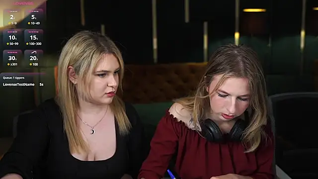 Snapshot of Michelle_054 chatting on 12.16.24 Michelle 054 online show from 12.16.24