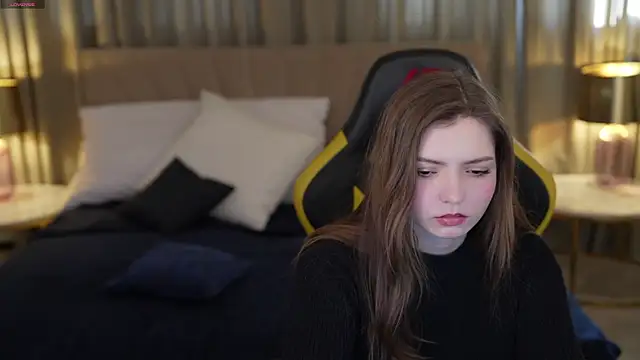 Snapshot of Michelle_054 chatting on 02.23.25 Michelle 054 online show from 02.23.25