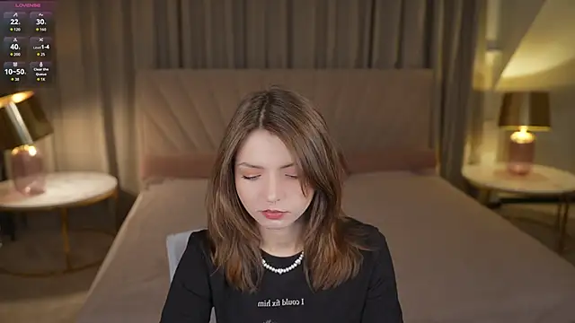 Snapshot of Michelle_054 chatting on 11.27.25 Michelle 054 online show from 11.27.25