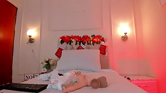 Snapshot of dani_skinny_ chatting on 12.05.24 dani skinny online show from 12.05.24