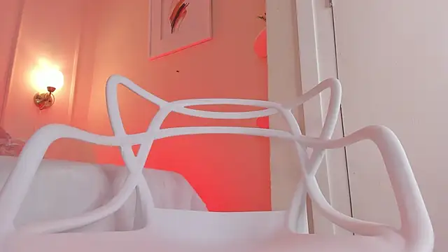 Snapshot of dani_skinny_ chatting on 12.20.24 dani skinny online show from 12.20.24