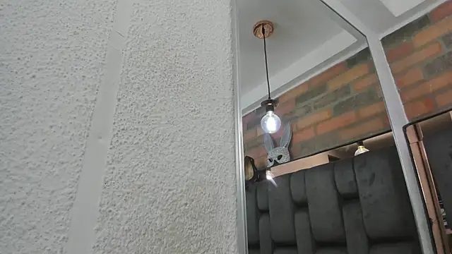 JESSYCORTES online show from 10.13.25