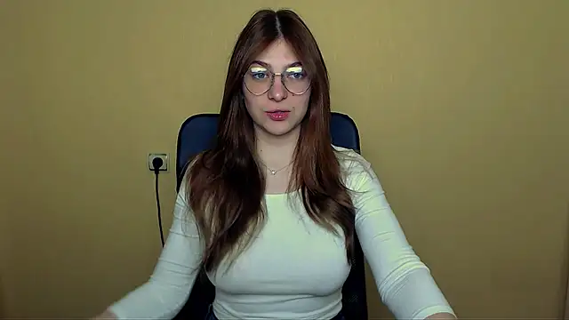 Luna Lush  online show from 05.02.26