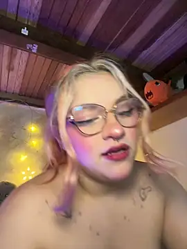 SophiaWeestt99 online show from 02.06.26