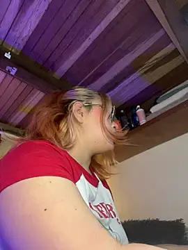 SophiaWeestt99 online show from 02.25.26