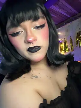 SophiaWeestt99 online show from 05.02.26