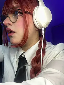 Snapshot of SophiaWeestt99 chatting on 06.13.26 SophiaWeestt99 online show from 06.13.26