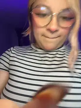 SophiaWeestt99 online show from 07.09.26