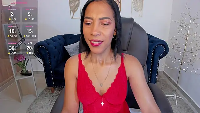 Shantaall  online show from 10.14.25