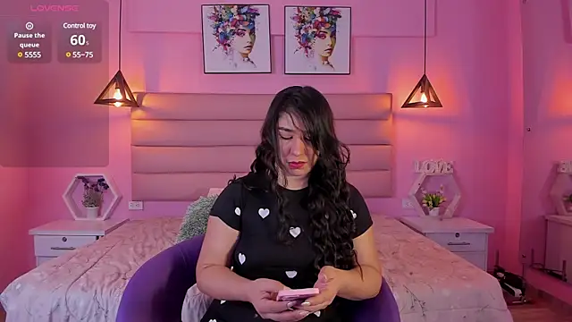 Katta Gil online show from 02.25.25