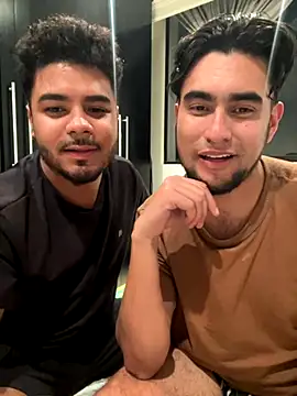 Snapshot of thiagowes chatting on 11.19.25 thiagowes online show from 11.19.25