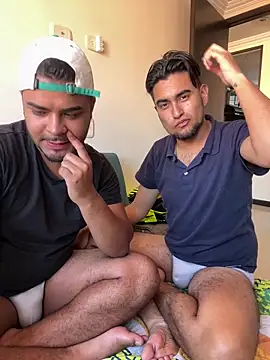 Snapshot of thiagowes chatting on 11.23.25 thiagowes online show from 11.23.25