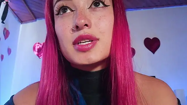 luccycollins  online show from 02.13.26