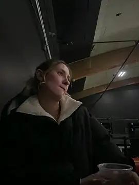 Snapshot of M1ssyk1ssy chatting on 02.02.25 M1ssyk1ssy online show from 02.02.25