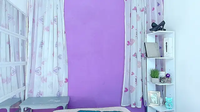 LanaBigTitties online show from 02.13.25