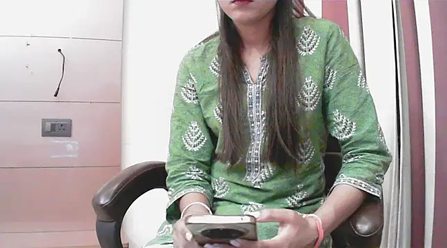 collage hoty online show from 03.12.25