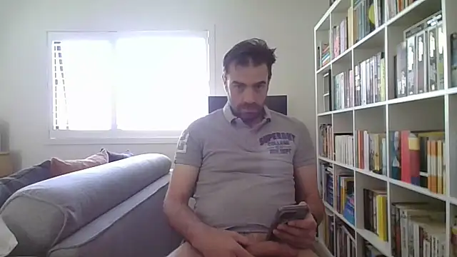 Snapshot of dad_bod_6 chatting on 10.30.25 dad bod 6 online show from 10.30.25